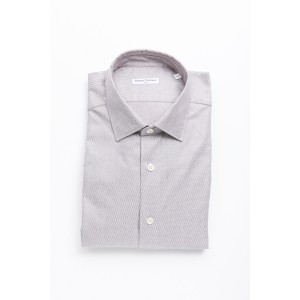 Medium Slim Collar Shirt.