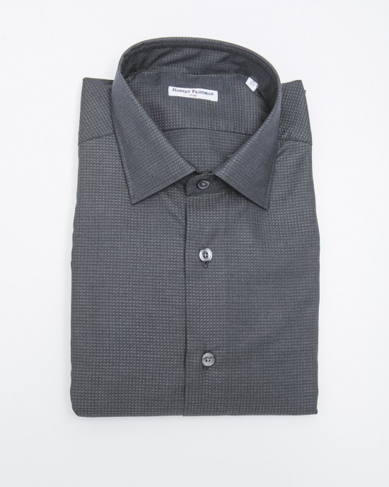 Medium Slim Collar Shirt.