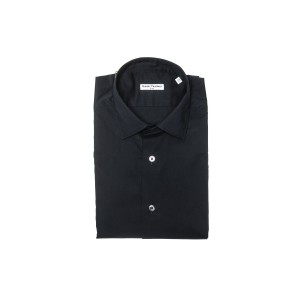 Medium Slim Collar Shirt.