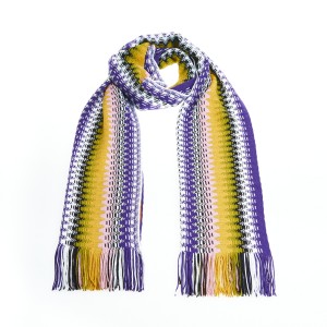 Scarf With Fringes With A Geometric Pattern And Bright Colors! Dimensions: 210 Cm X 30 Cm + Fringes