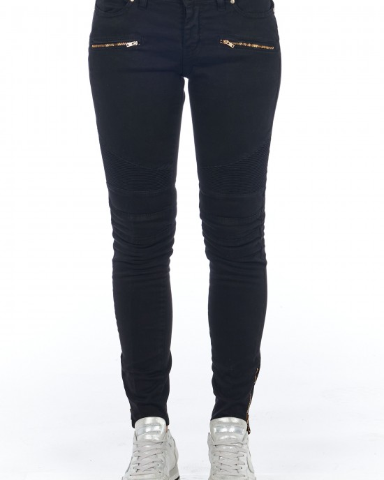 Biker Stretch Denim Jeans With Worn Wash. Low Waist And Multipockets. Front Closure With Zip And Button.