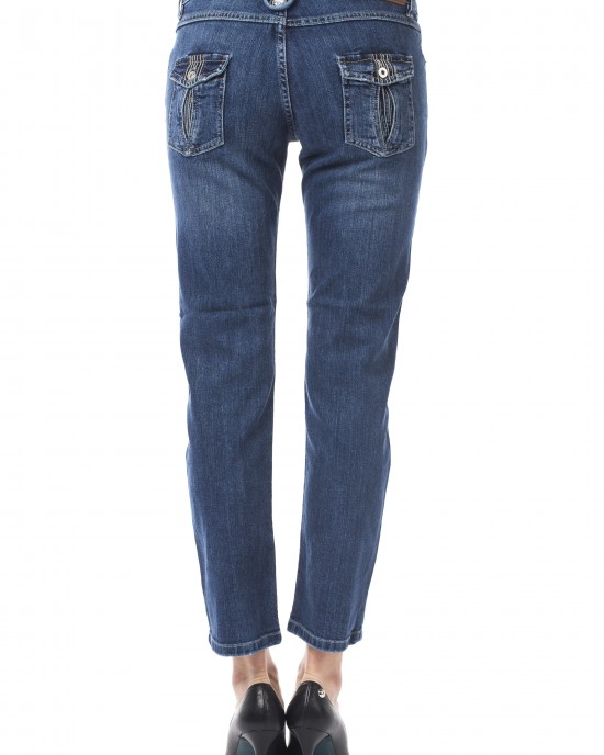 Capri Jeans. Applications With Button On Back. Pockets On Back With Button Closure